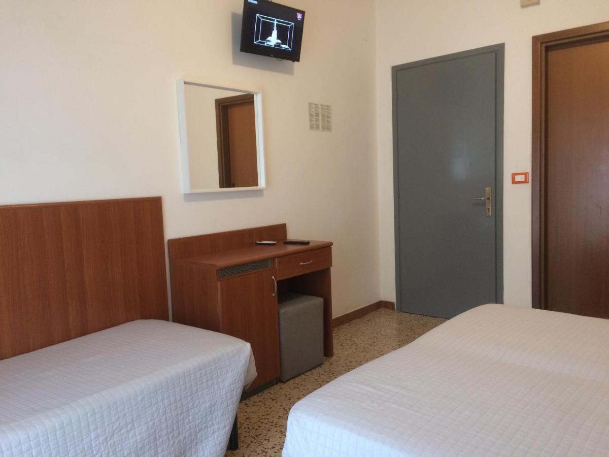 Hotel Portofino 2*